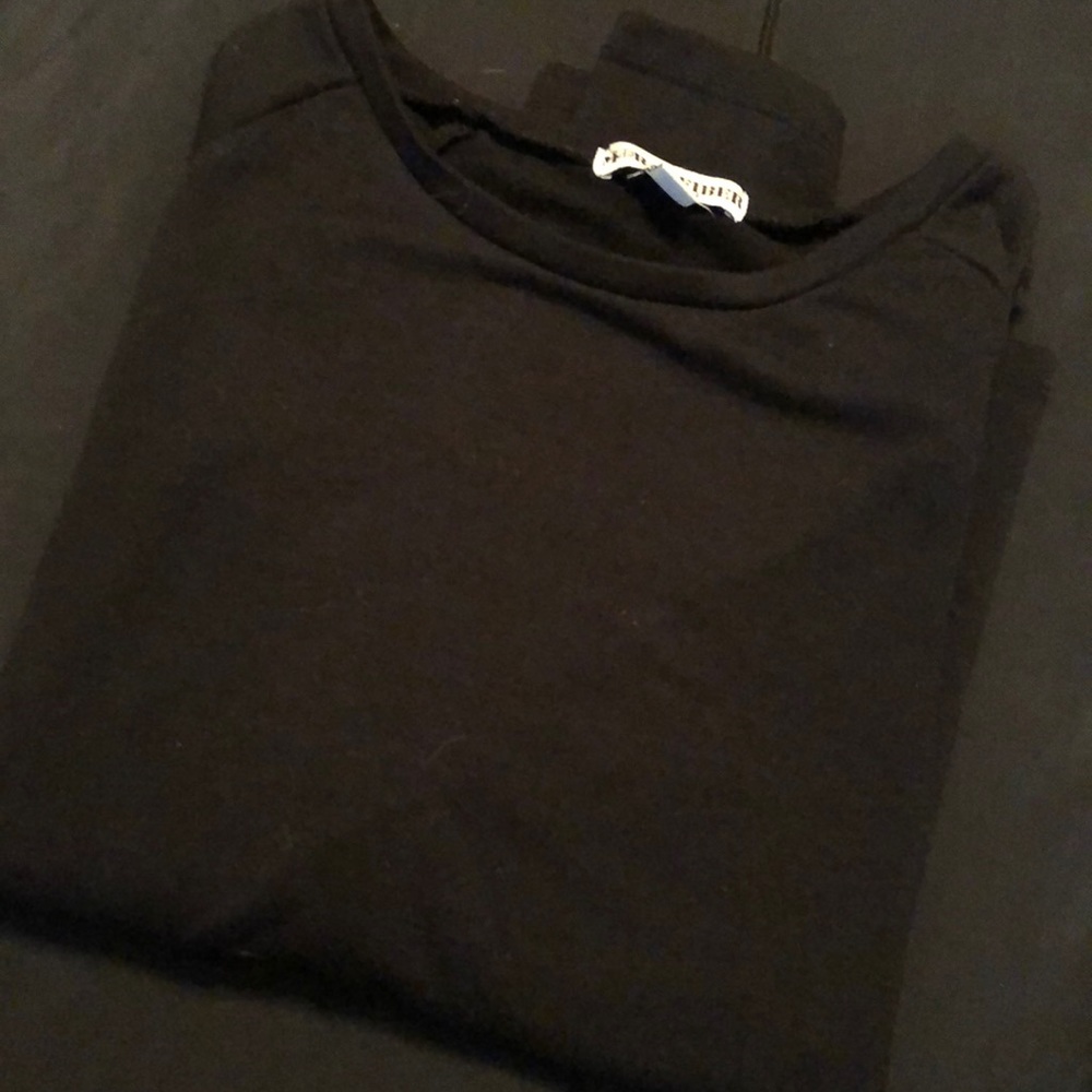 Long Sleeve Cutout shirt